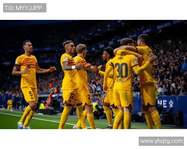 重温绿茵传奇时刻见证足球球星巅峰技艺与永恒经典 重温绿茵传奇时刻见证足球球星巅峰技艺与永恒经典